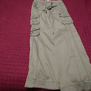 Aeropostale Cargo pants Size 5-6.
